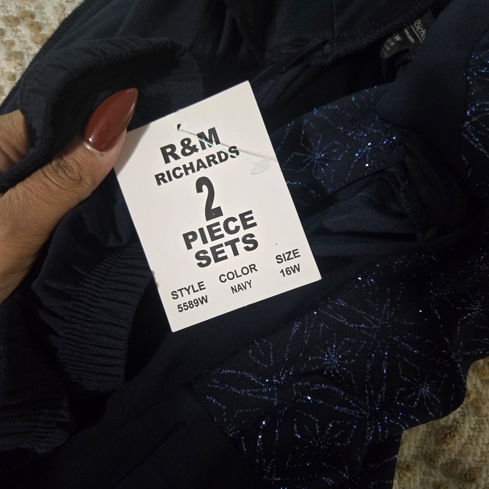 Size 16w jacket and pants set R & M Richard's - Picture 10 of 10